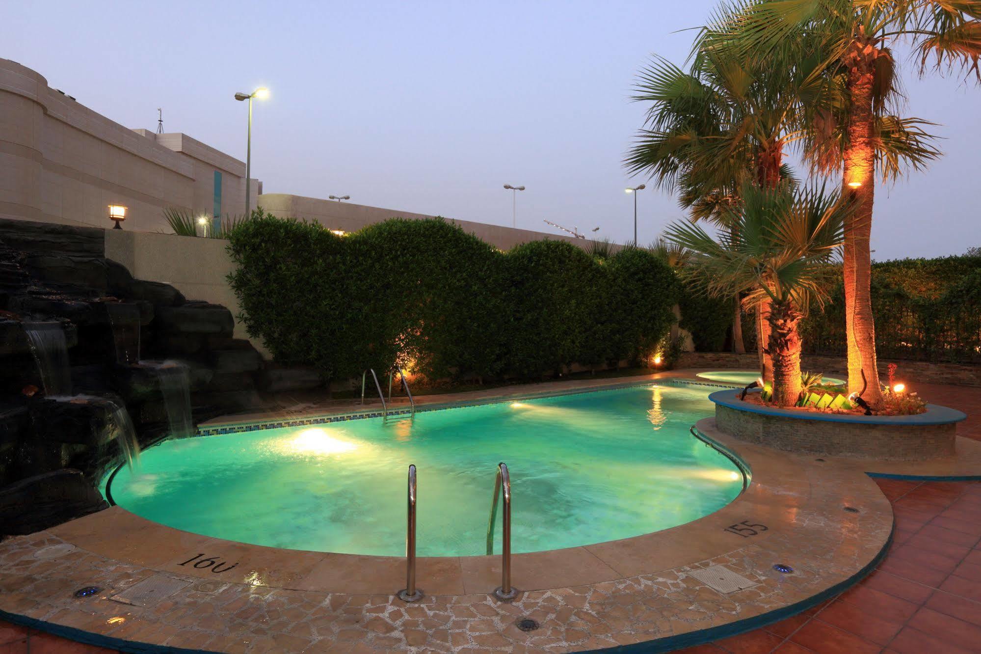 Boudl Al Shatea Aparthotel Dammam Exterior foto